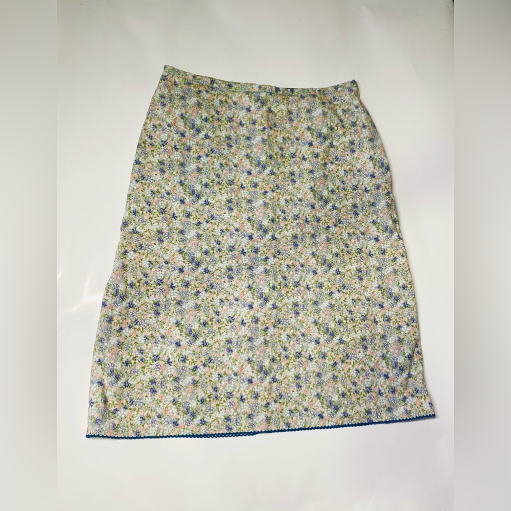 Vintage 90’s GAP pastel ditsy floral pencil skirt size/6